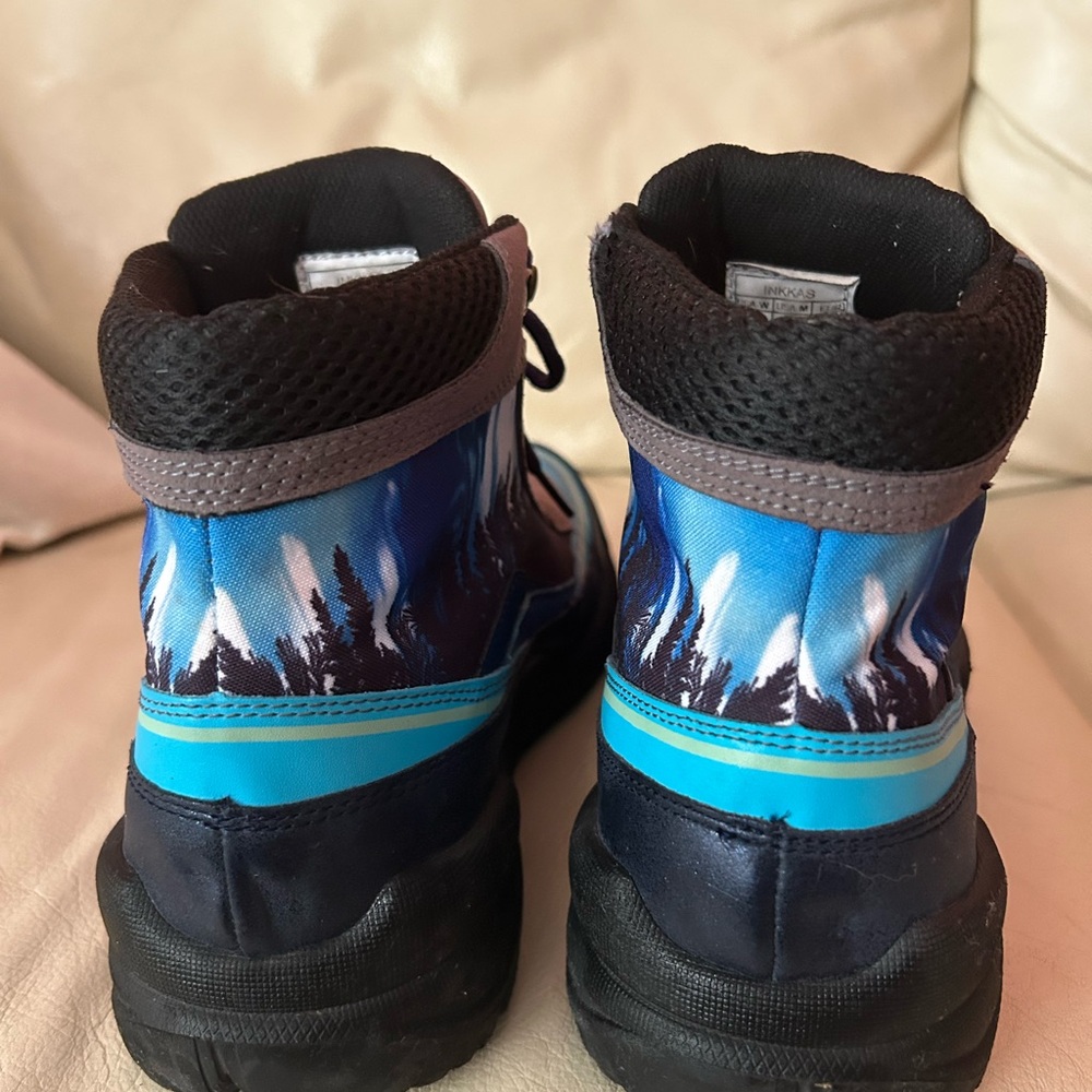 Inkkas, Women's 9 Men’s 7 Aurora Vegan Trekk Boot, Hiking, Artsy, Blue Outdoors - Picture 5 of 11